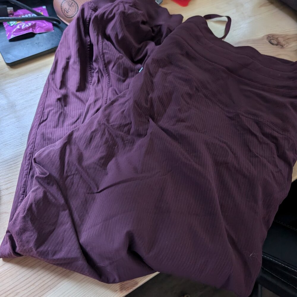Dance studios size 18